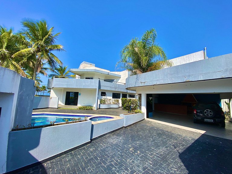 Luxury Beachfront House