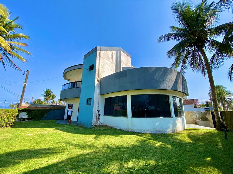 Luxury Beachfront House
