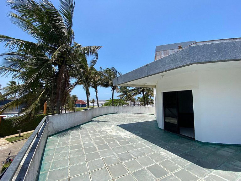 Luxury Beachfront House